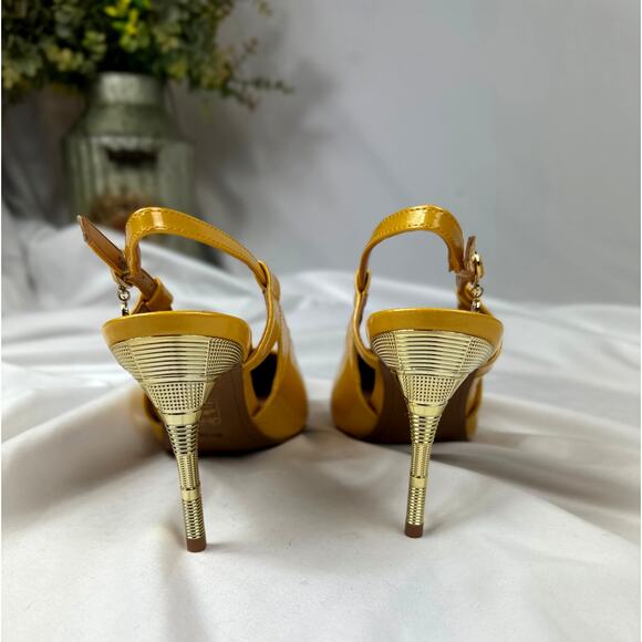 J. Reneé Sirmati Slingback Pointed Toe Pump Marigold Yellow Patent 8.5 - Picture 13 of 16